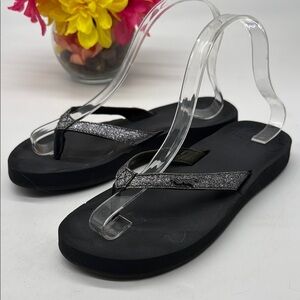 Reef Black and Silver Sandals Casual Comfort Size 7 FFT7747